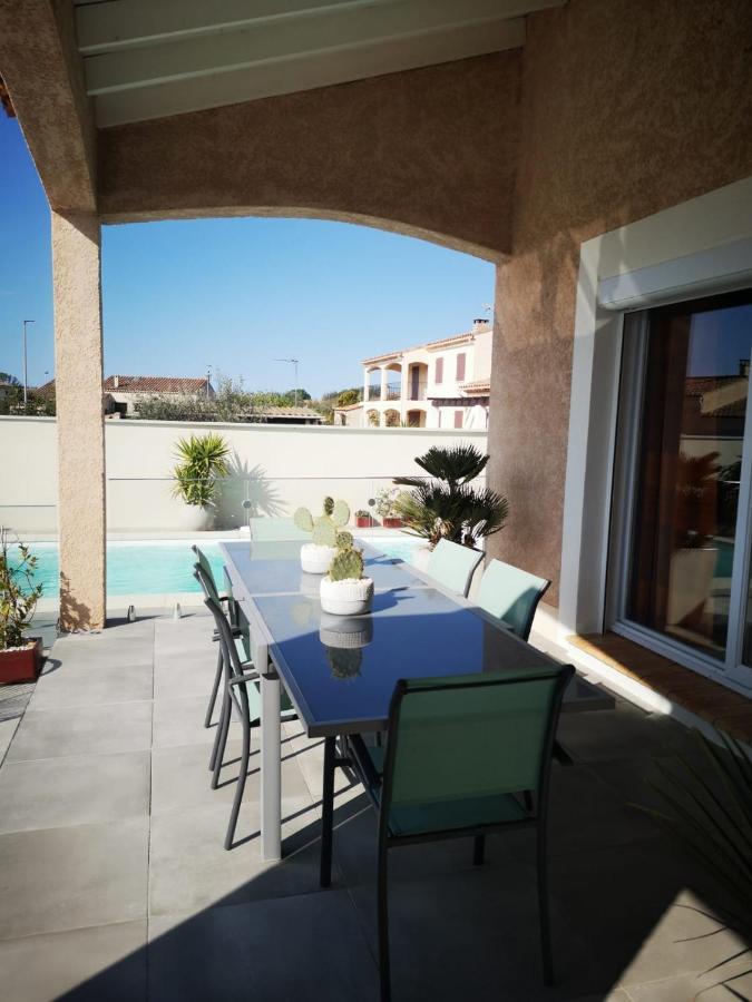 Appartement Au Dessus De La Maison Du Saunier Salin-de-Giraud Exterior photo